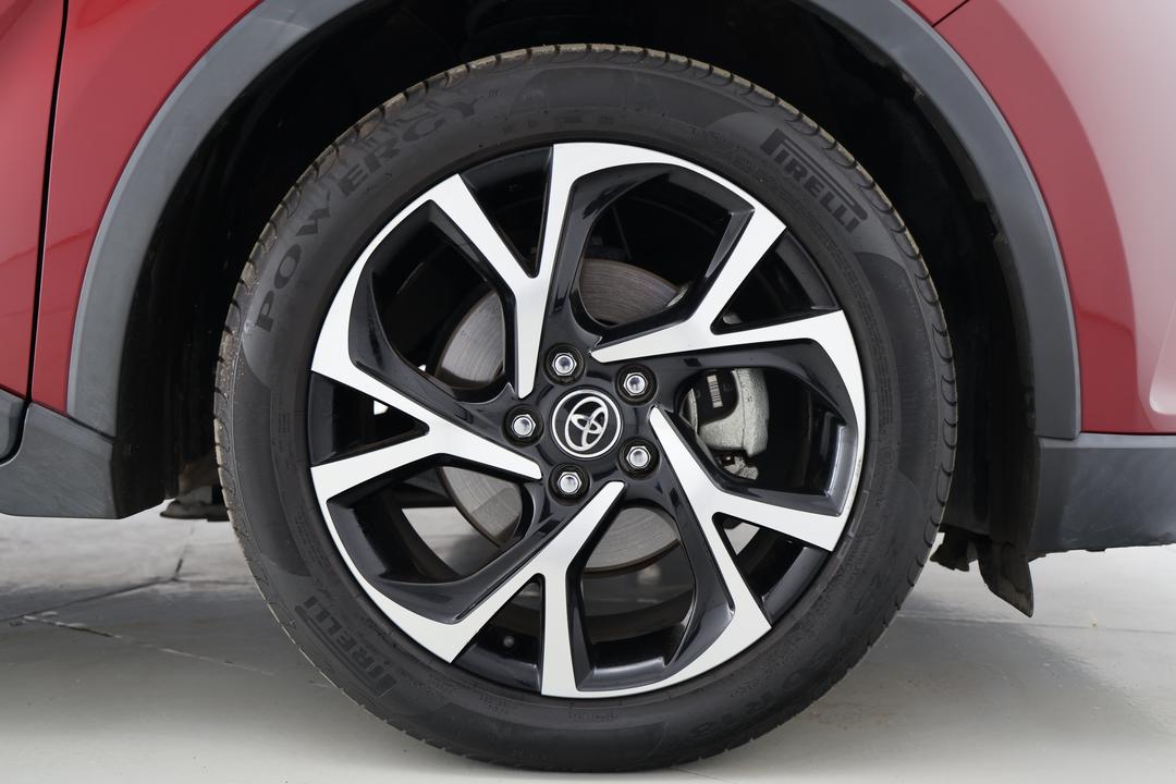 2018 Toyota C-HR Koba (2WD), Automatic, 42043 km, Right Front Wheel