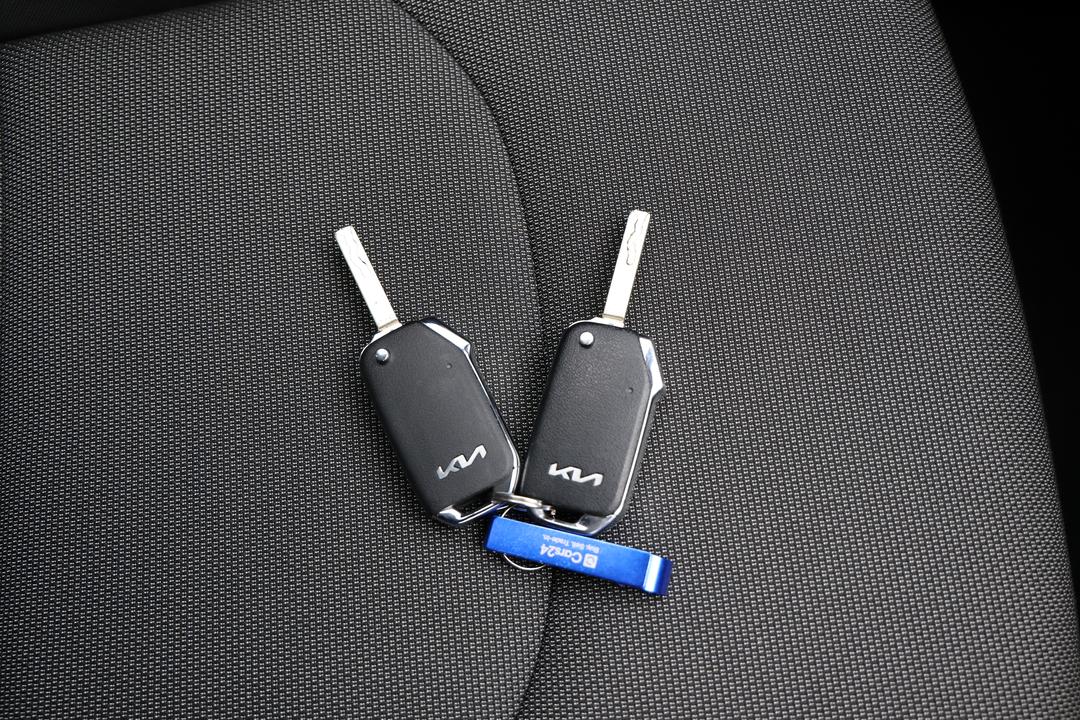 2024 Kia Cerato S, Automatic, 54316 km, Key Close-up