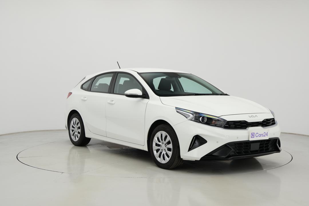 2024 Kia Cerato S, Automatic, 54316 km, Right Front Diagonal (45- Degree) View