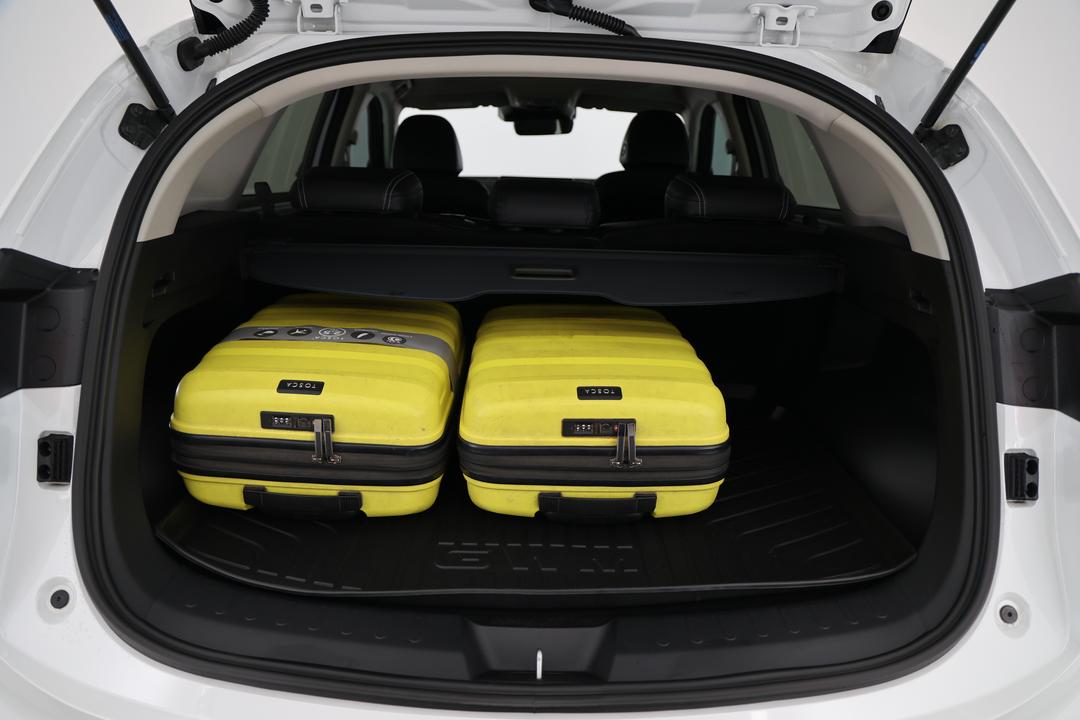 2024 GWM Haval Jolion Ultra, Automatic, 34157 km, Boot Inside View with Luggage