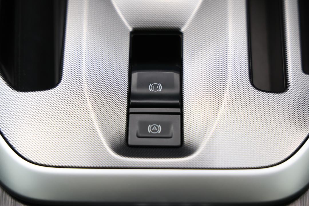 2024 GWM Haval Jolion Ultra, Automatic, 34157 km, Handbrake