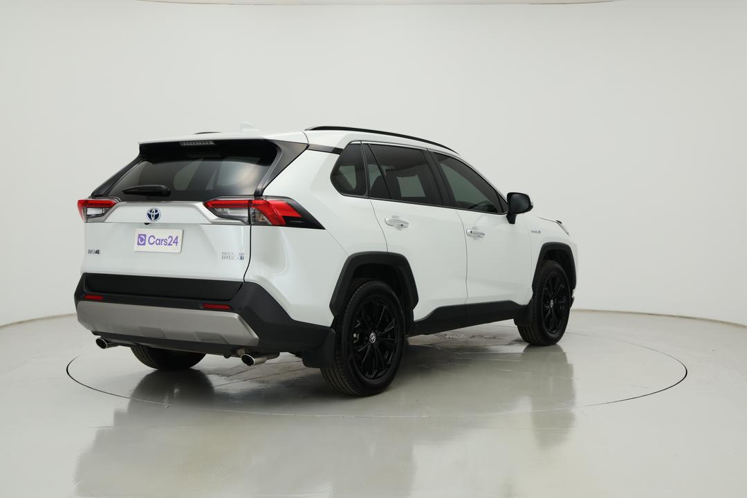 2024 Toyota RAV4 Cruiser (2WD) Hybrid, Automatic, 31242 km, Right Back Diagonal (45- Degree) View