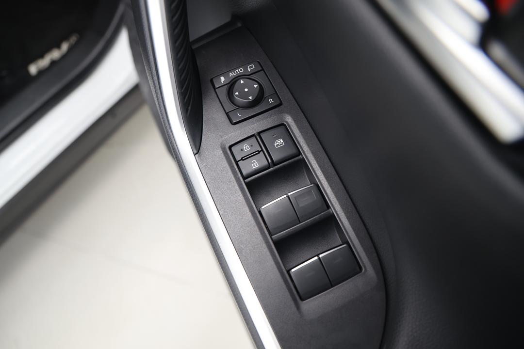 2024 Toyota RAV4 Cruiser (2WD) Hybrid, Automatic, 31242 km, Drivers Side Door Panel Controls