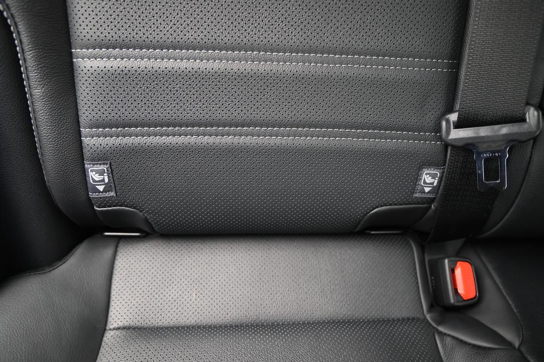 2024 Toyota RAV4 Cruiser (2WD) Hybrid, Automatic, 31242 km, Third Row Seats