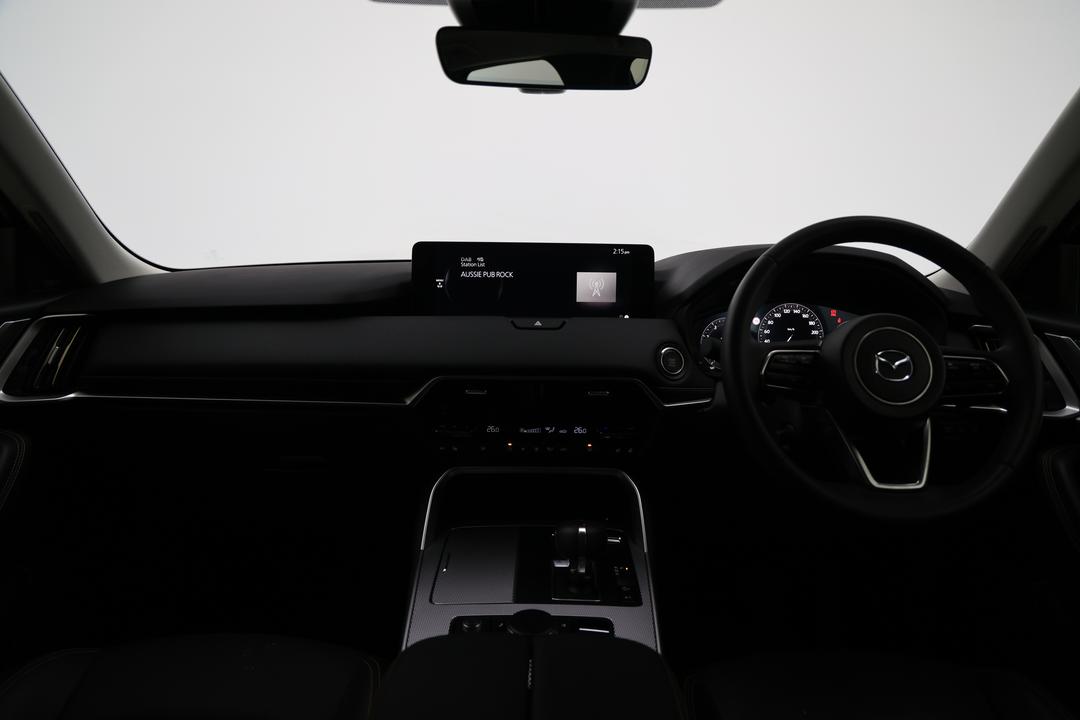 2024 Mazda Cx-60 G40e Gt Hybrid, Automatic, 10441 km, Dashboard View