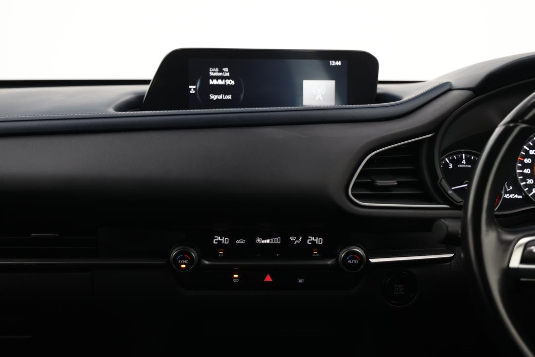 2023 Mazda CX-30 G20 Evolve (FWD), Automatic, 45454 km, Center Console