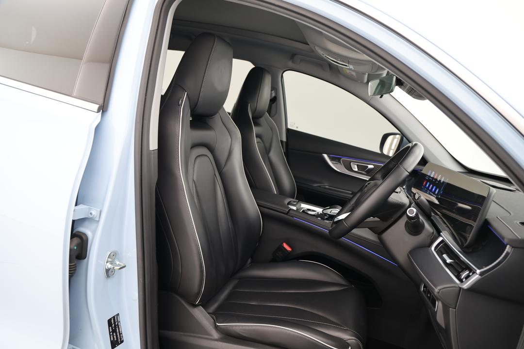 2023 Chery Tiggo 7 Pro Elite 2WD, Automatic, 62551 km, Right Side Front Door Cabin View