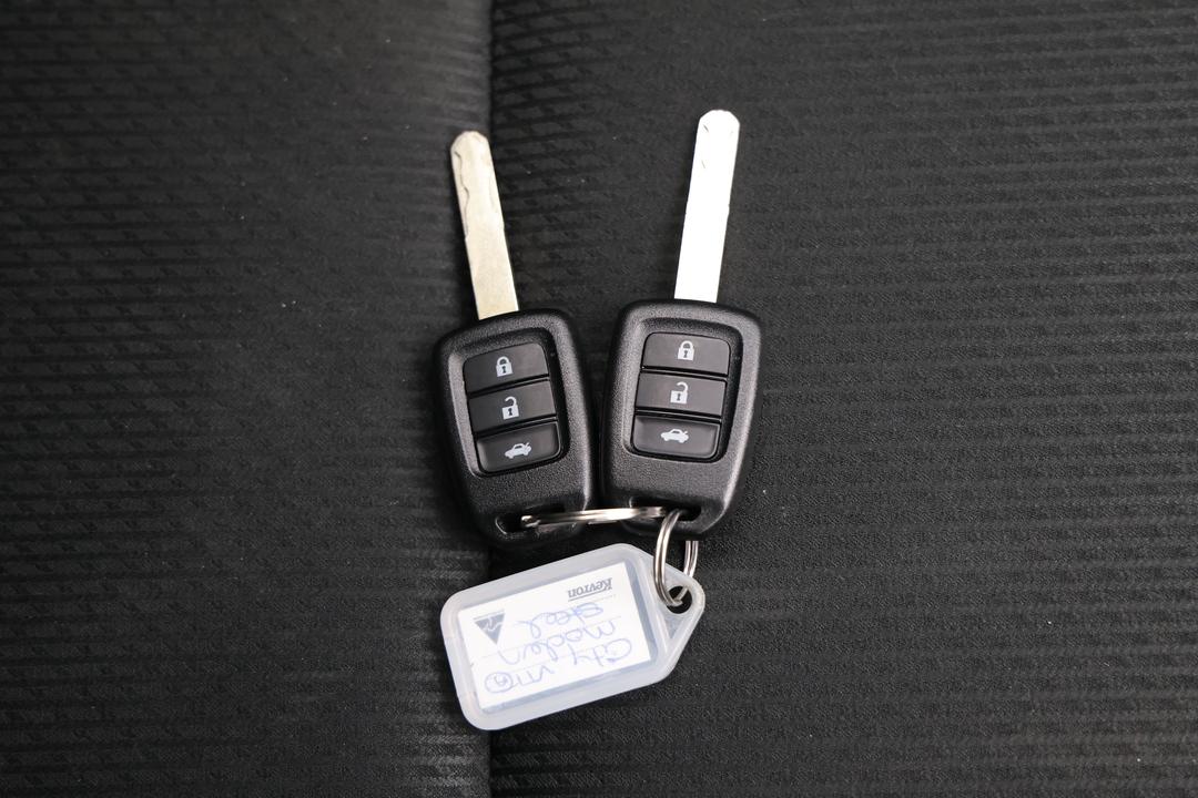 2018 Honda City Vti, Automatic, 64753 km, Key Close-up
