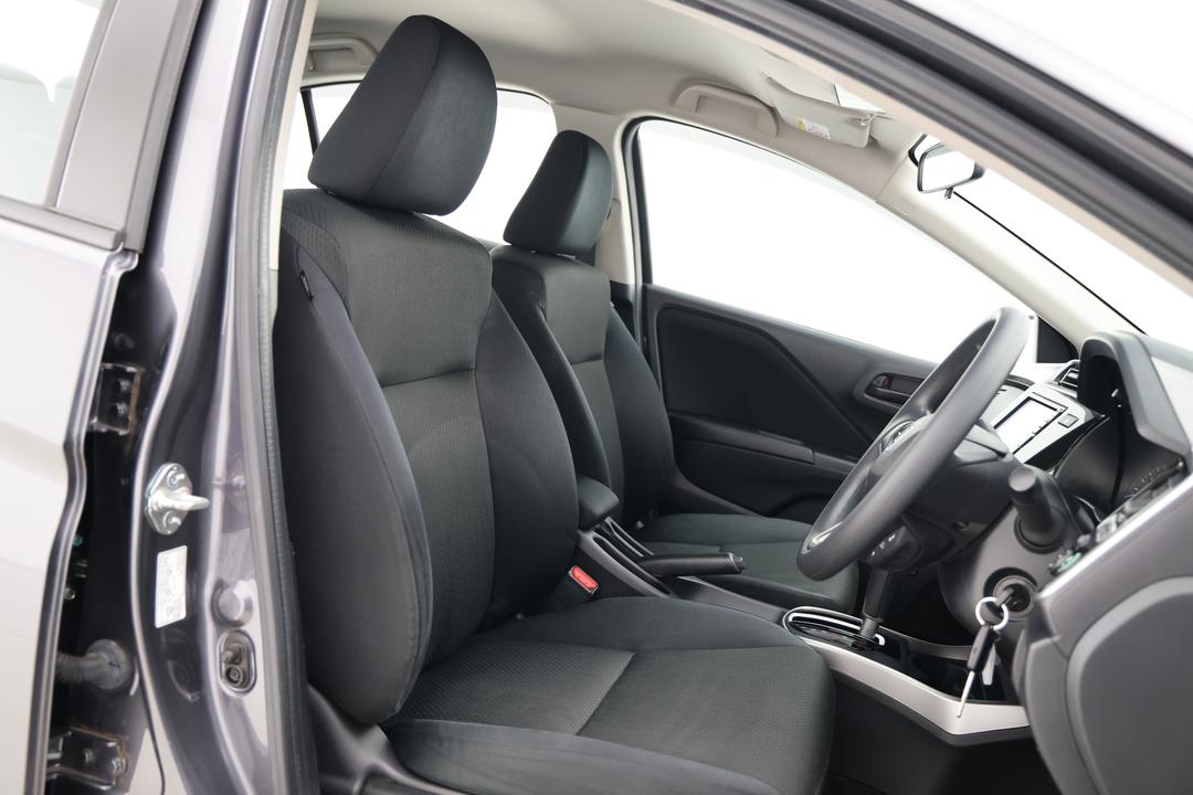 2018 Honda City Vti, Automatic, 64753 km, Right Side Front Door Cabin View