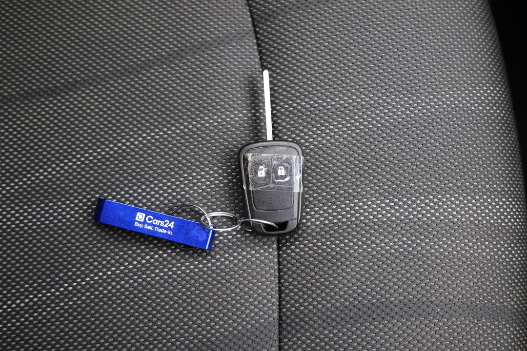 2017 Holden Barina Ls, Automatic, 43226 km, Key Close-up