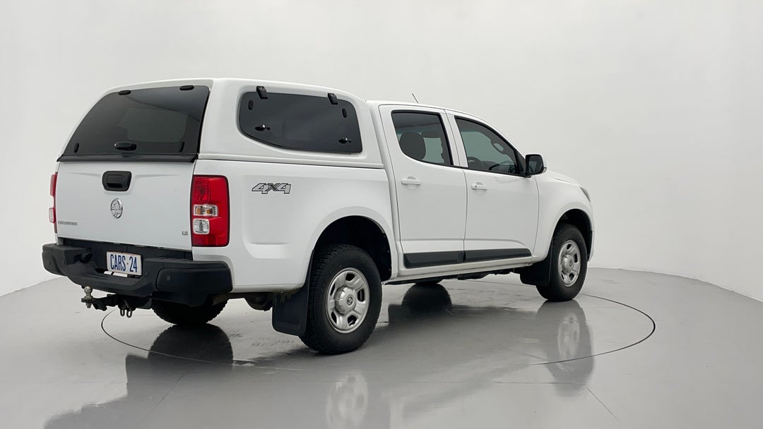 Right Back Diagonal (45- Degree) View