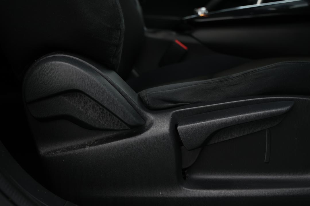 2016 Mazda CX-9 Sport (FWD), Automatic, 135898 km, Drivers Side Adjustment Panel