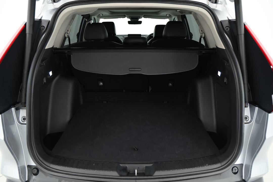 2023 Honda CR-V Vti Lx (AWD) 5 Seats, Automatic, 22050 km, Boot Inside View