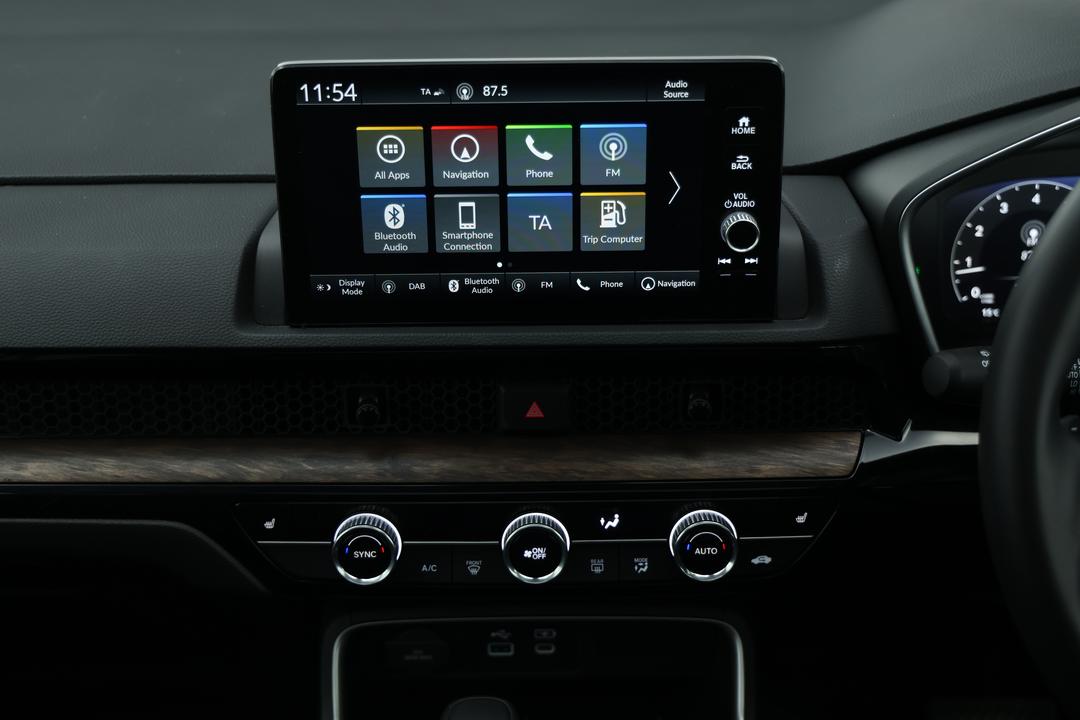 2023 Honda CR-V Vti Lx (AWD) 5 Seats, Automatic, 22050 km, Right Side Front Door Cabin View