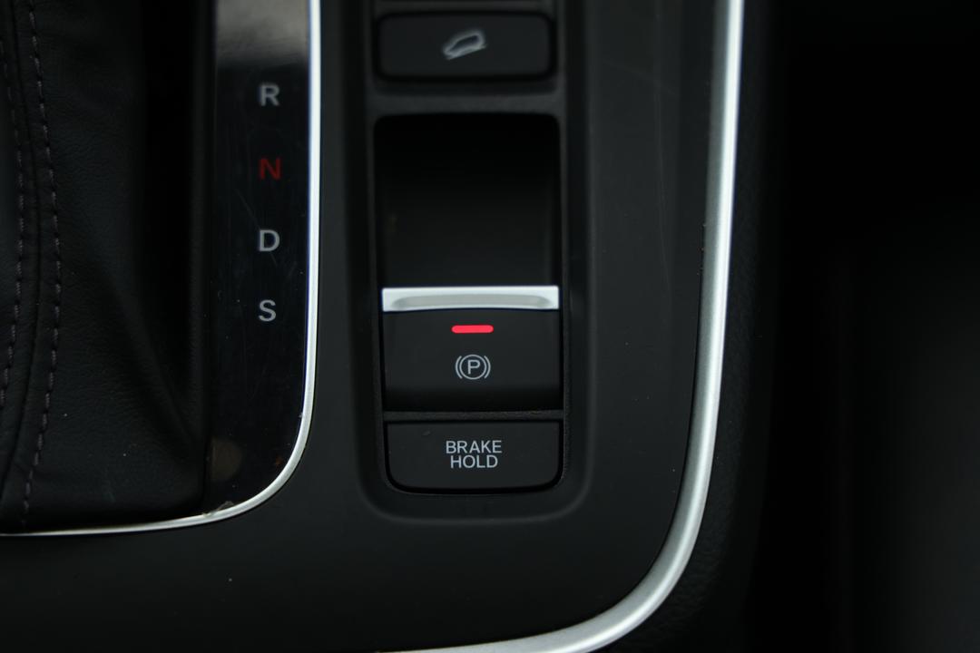 2023 Honda CR-V Vti Lx (AWD) 5 Seats, Automatic, 22050 km, Speaker View