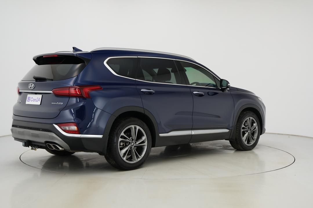 2018 Hyundai Santa Fe Highlander Crdi (4x4), Automatic, 83738 km, Right Back Diagonal (45- Degree) View