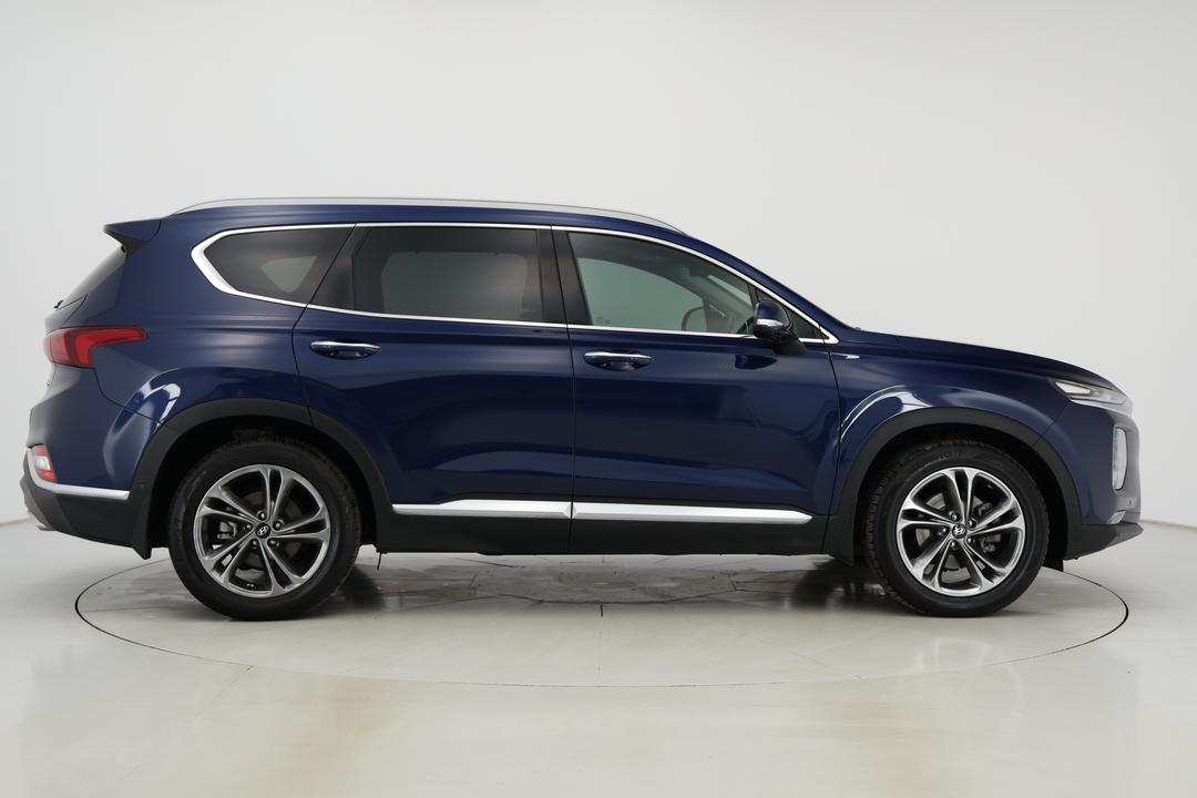 2018 Hyundai Santa Fe Highlander Crdi (4x4), Automatic, 83738 km, Right Side View