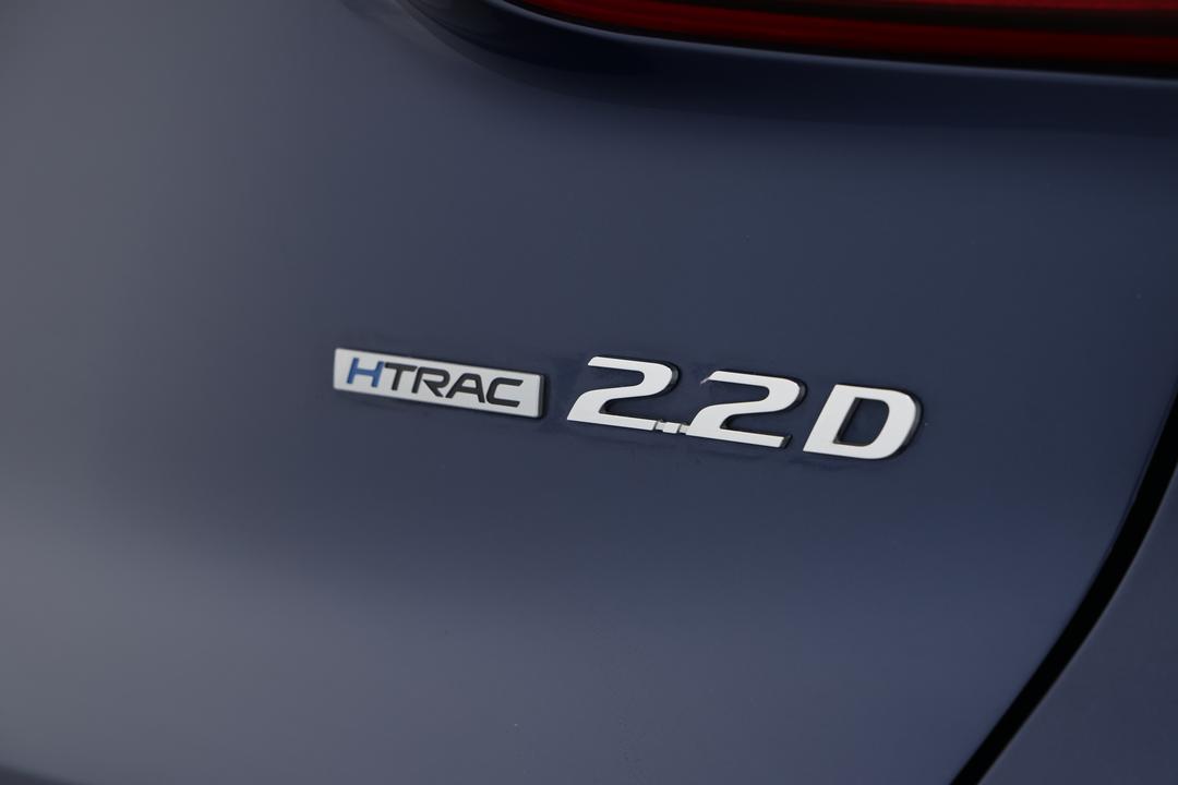 2018 Hyundai Santa Fe Highlander Crdi (4x4), Automatic, 83738 km, Badge (Boot Right Side)
