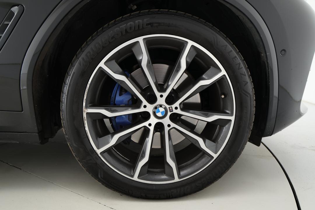 2021 BMW X3 xDrive30i M Sport, Automatic, 28610 km, Right Front Wheel