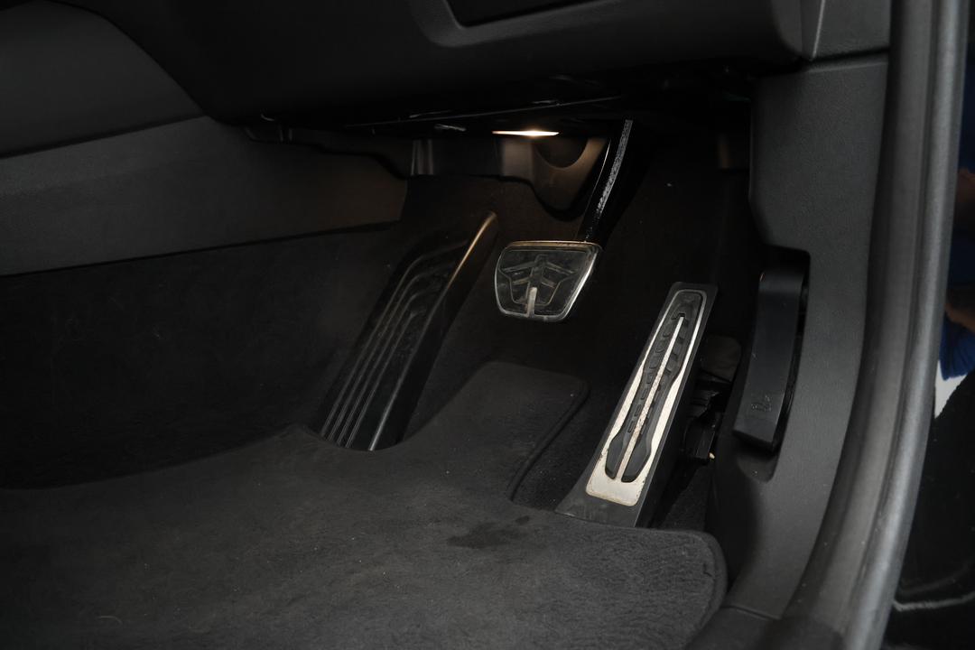 2021 BMW X3 xDrive30i M Sport, Automatic, 28610 km, Pedals and Footmat