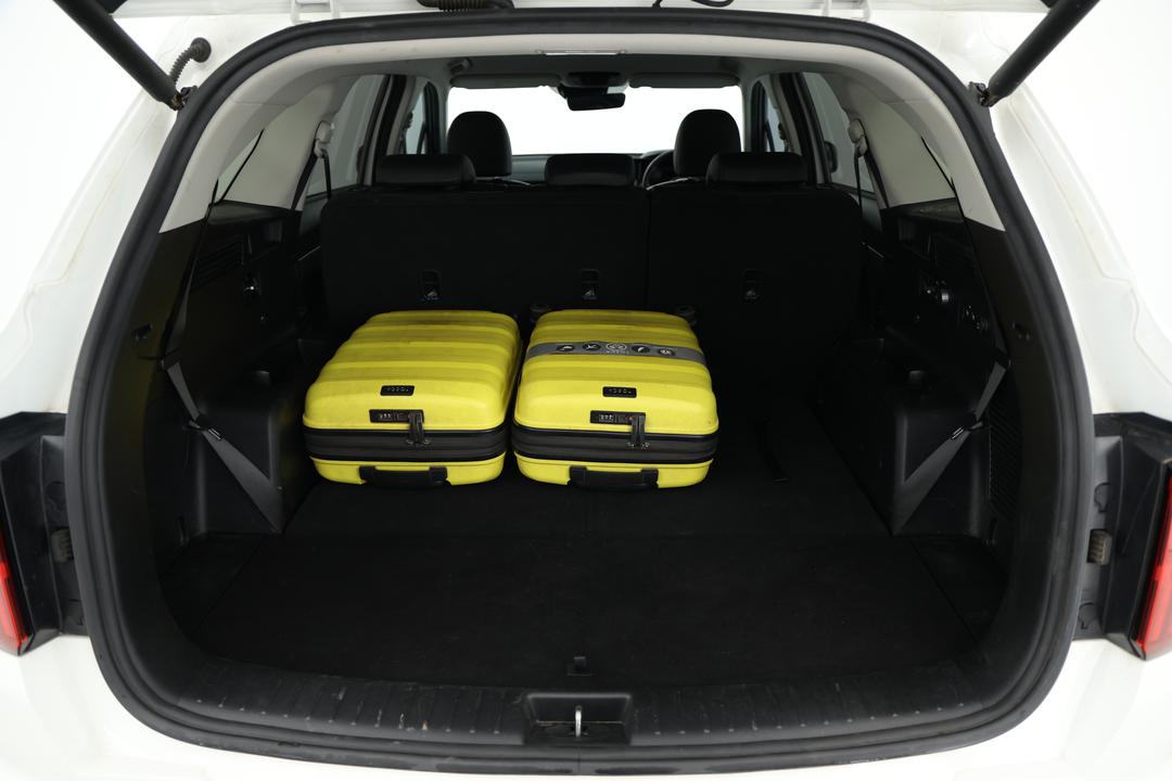 2022 Kia Sorento Sport+ 7 Seat, Automatic, 91595 km, Boot Inside View with Luggage