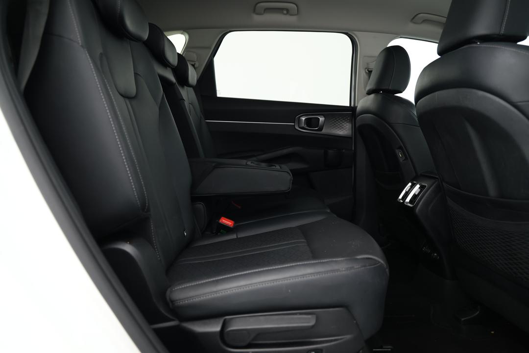 2022 Kia Sorento Sport+ 7 Seat, Automatic, 91595 km, Right Side Rear Door Cabin View