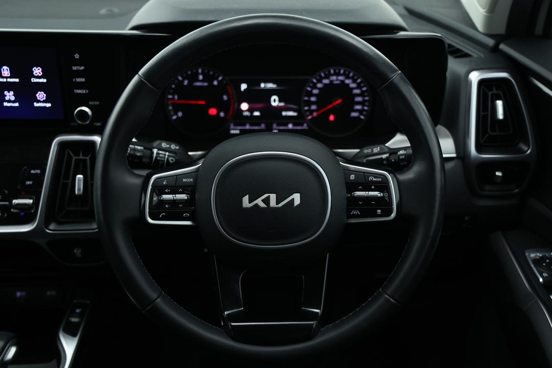 2022 Kia Sorento Sport+ 7 Seat, Automatic, 91595 km, Steering Wheel Close-up