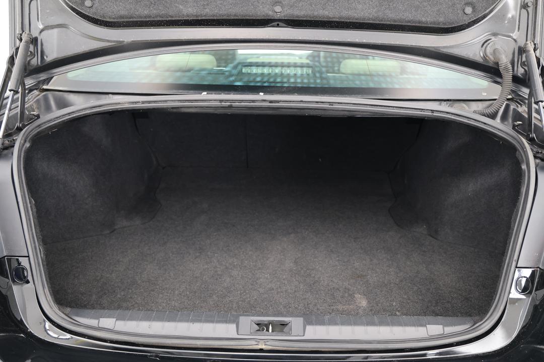 2015 Subaru Liberty 3.6r, Automatic, 114545 km, Boot Inside View