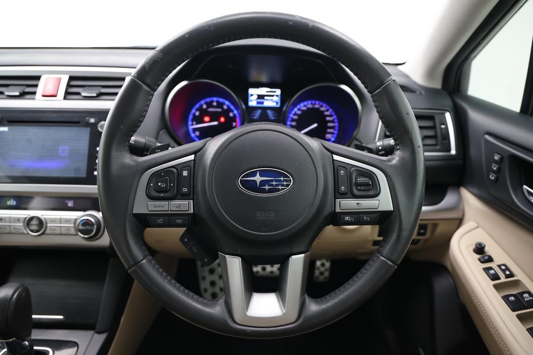 2015 Subaru Liberty 3.6r, Automatic, 114545 km, Steering Wheel Close-up