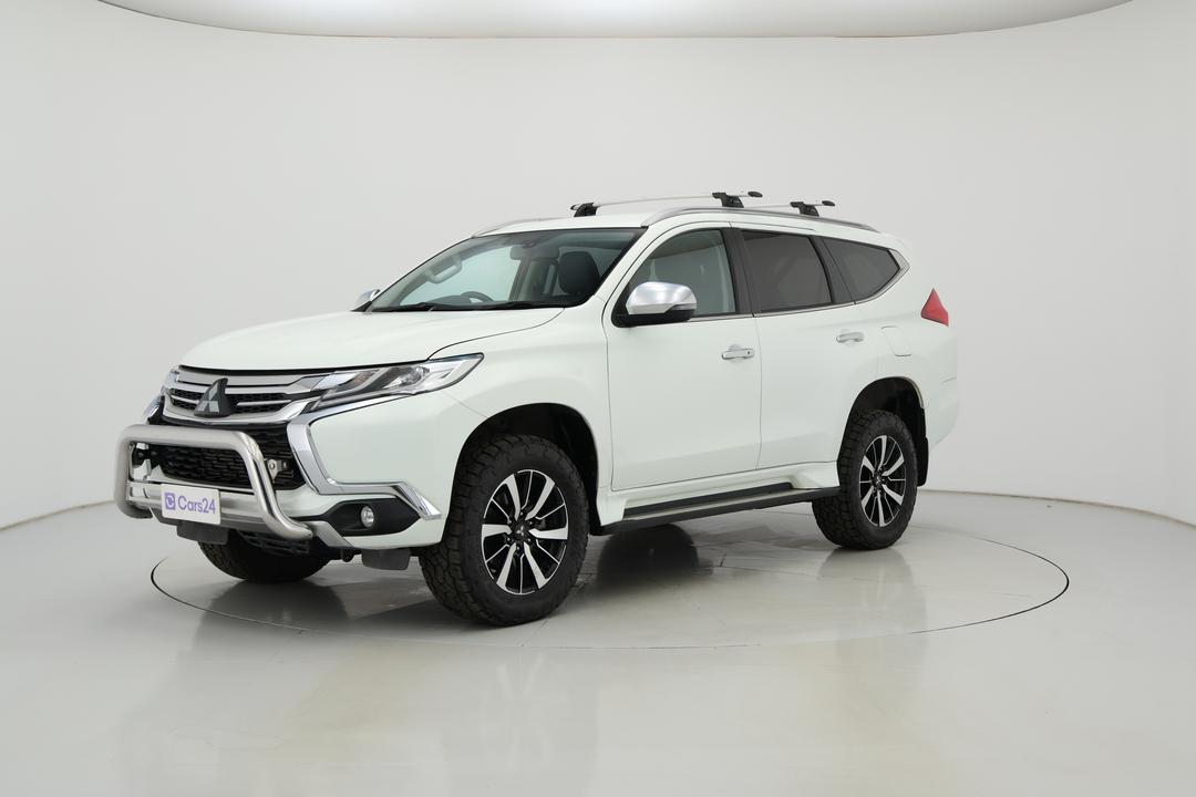 2019 Mitsubishi Pajero Sport Gls (4x4) 5 Seat, Automatic, 100078 km, Left Front Diagonal (45- Degree) View