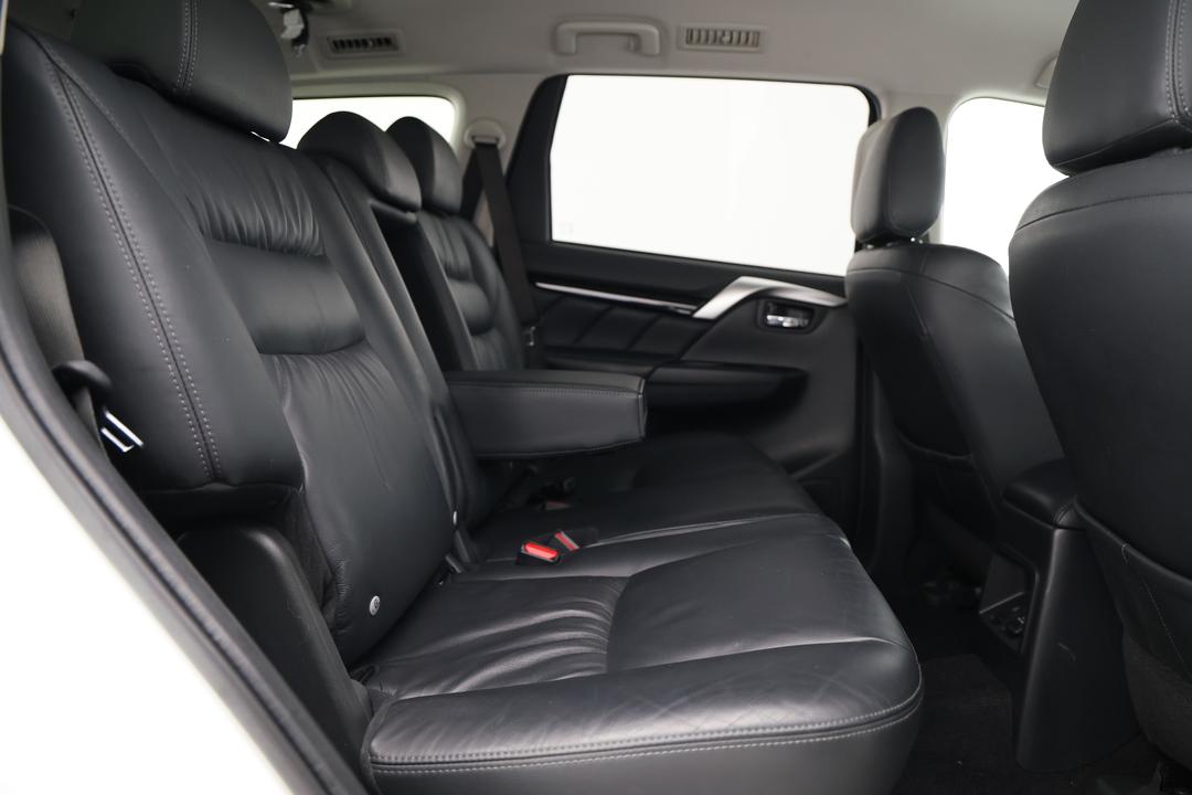 2019 Mitsubishi Pajero Sport Gls (4x4) 5 Seat, Automatic, 100078 km, Right Side Rear Door Cabin View