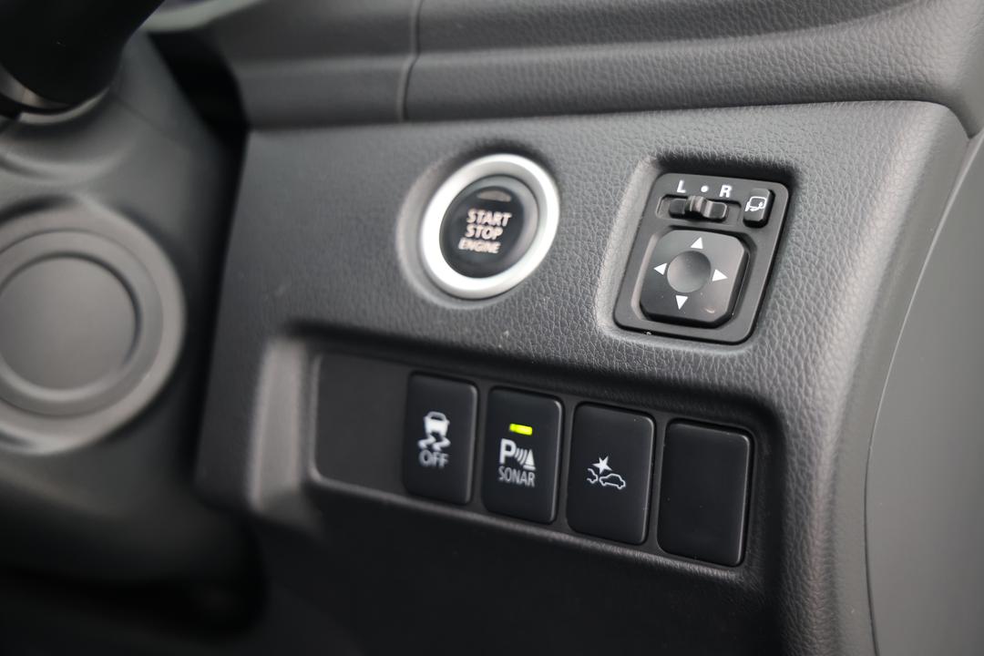2019 Mitsubishi Pajero Sport Gls (4x4) 5 Seat, Automatic, 100078 km, Utility Switches/Buttons