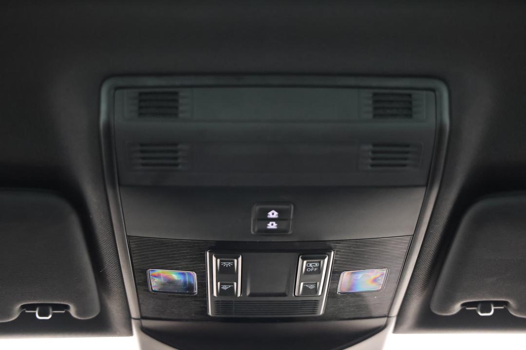 2021 SKODA Kamiq 110tsi Monte Carlo, Automatic, 75019 km, Drivers Side Adjustment Panel