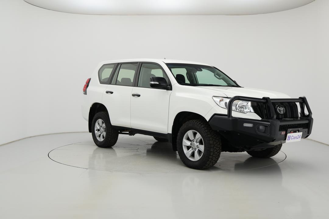 2019 Toyota Landcruiser Prado Gx (4x4), Automatic, 114238 km, Right Front Diagonal (45- Degree) View
