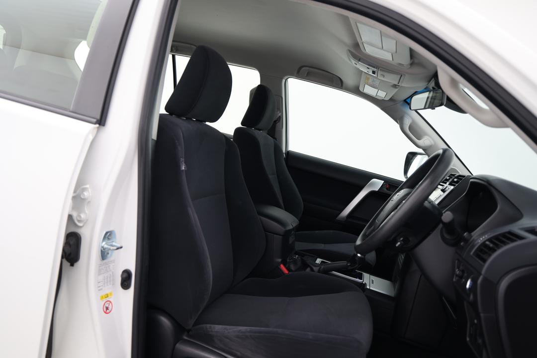 2019 Toyota Landcruiser Prado Gx (4x4), Automatic, 114238 km, Drivers Side Adjustment Panel