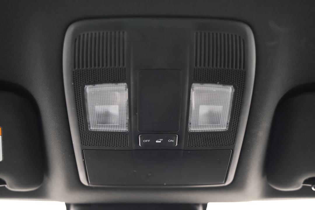 2020 Mazda CX-8 Sport (FWD), Automatic, 71925 km, Utility Switches/Buttons