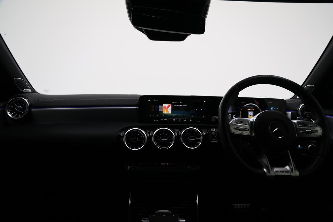 2021 Mercedes-amg A35 4matic, Automatic, 55730 km, Dashboard View