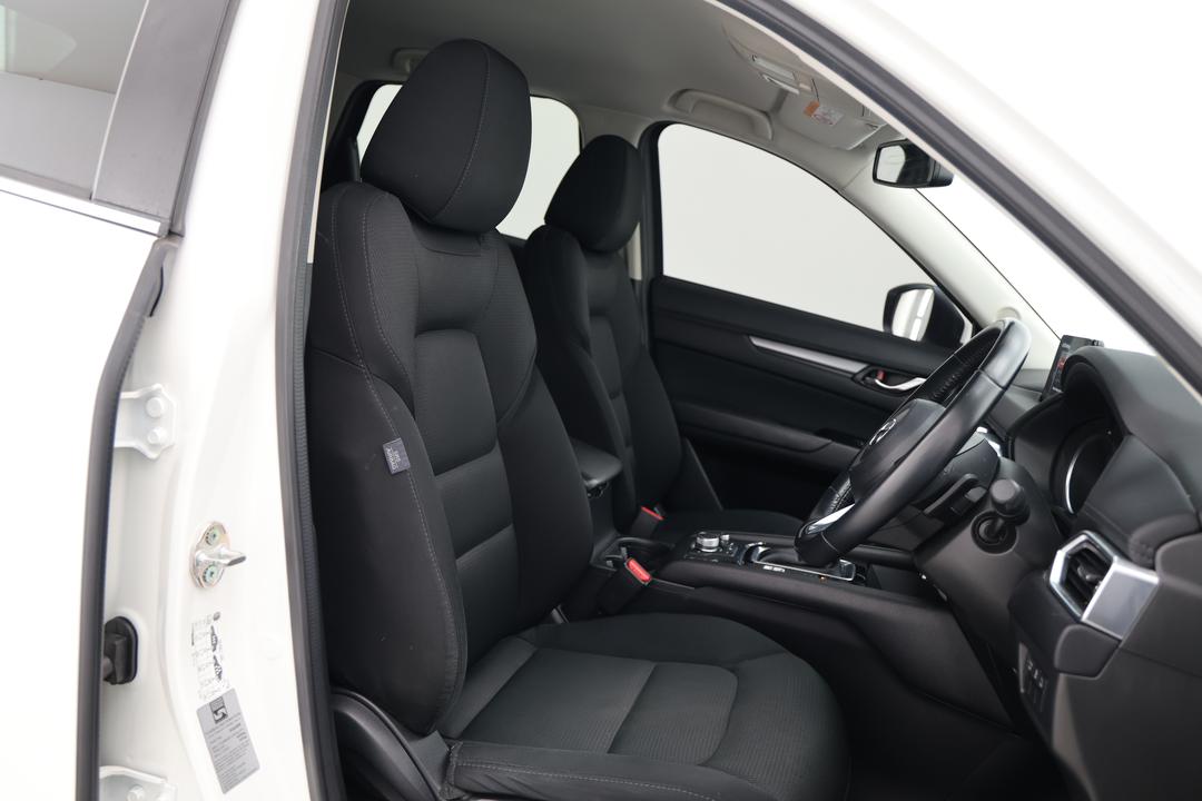 2021 Mazda CX-5 Maxx Sport (FWD), Automatic, 74279 km, Right Side Front Door Cabin View