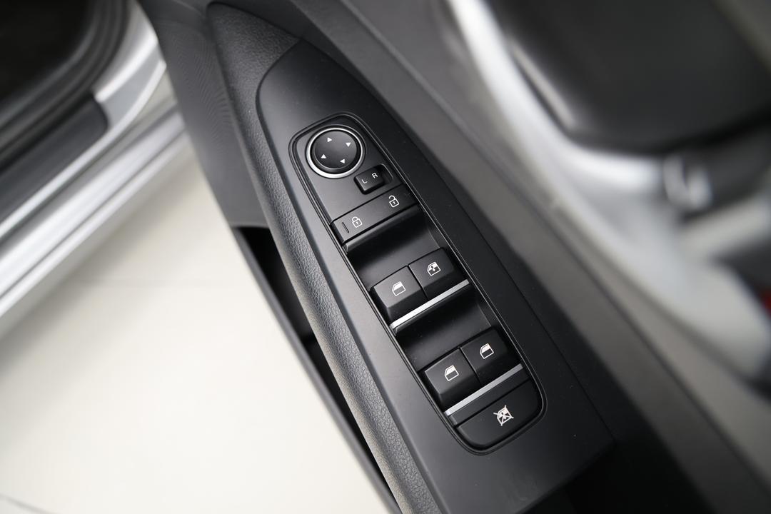 2020 Kia Cerato Sport Nav, Automatic, 34079 km, Drivers Side Door Panel Controls