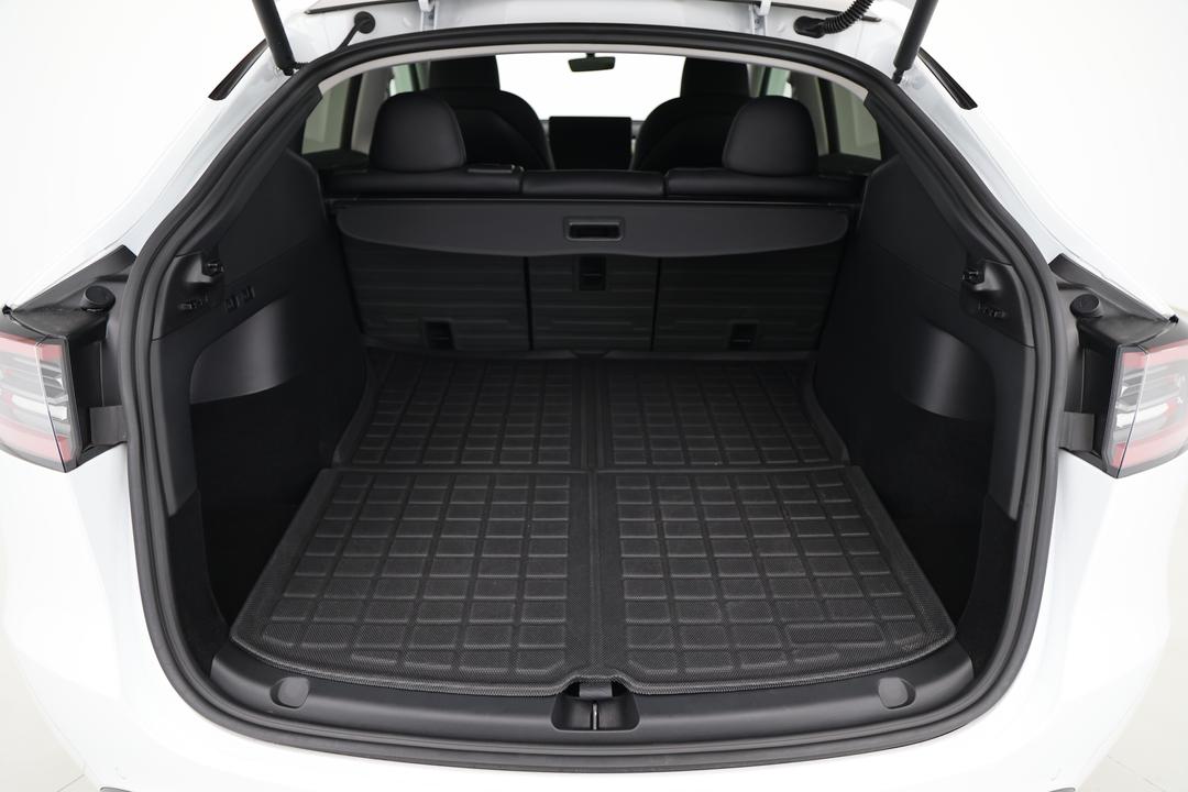 2022 Tesla Model Y Rear-wheel Drive, Automatic, 22517 km, Boot Inside View