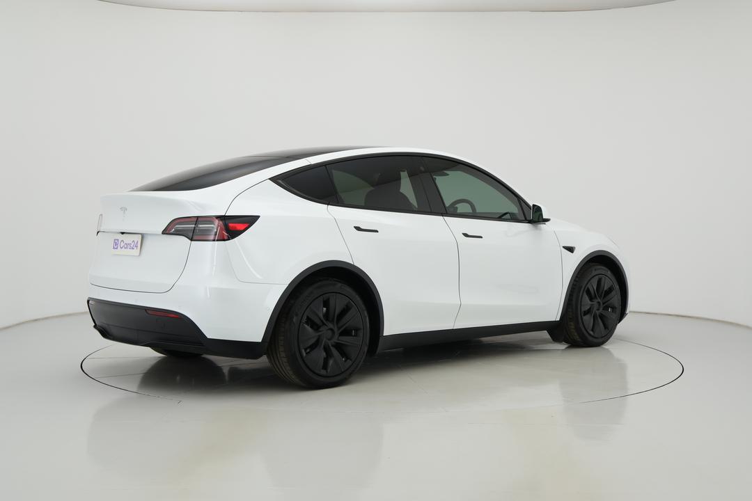 2022 Tesla Model Y Rear-wheel Drive, Automatic, 22517 km, Right Back Diagonal (45- Degree) View