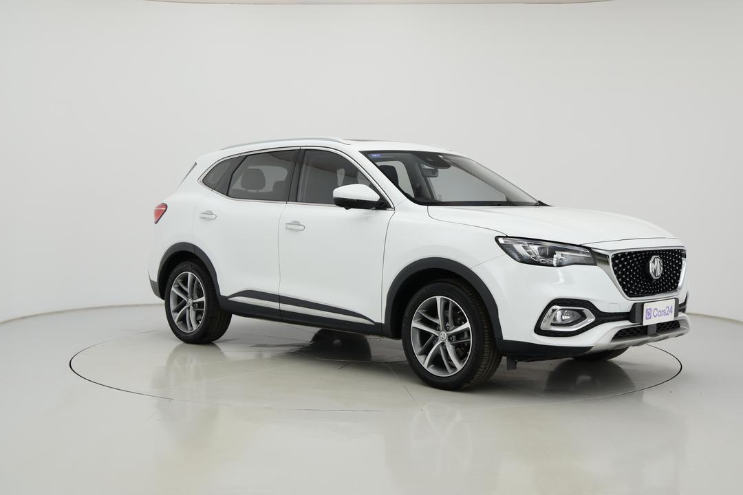 2022 MG HS Essence, Automatic, 13430 km, Right Front Diagonal (45- Degree) View