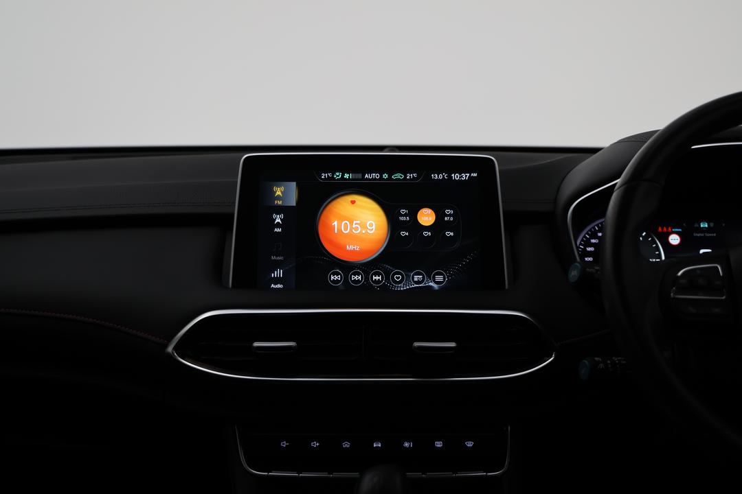 2022 MG HS Essence, Automatic, 13430 km, Center Console