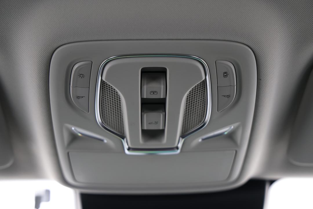 2022 MG HS Essence, Automatic, 13430 km, On-Roof Controls/Sunglass holder