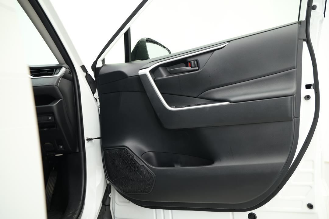 2022 Toyota RAV4 Gx (2WD) Hybrid, Automatic, 69044 km, Speaker View