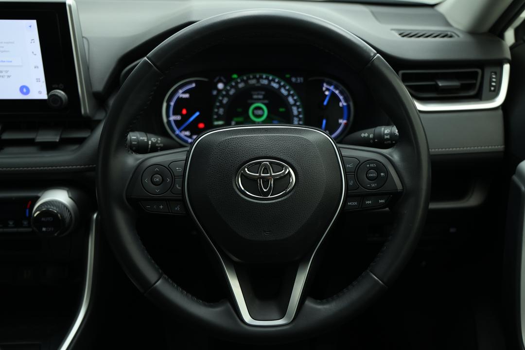 2022 Toyota RAV4 Gx (2WD) Hybrid, Automatic, 69044 km, Pedals and Footmat