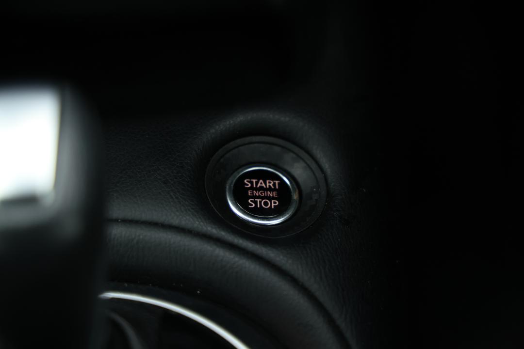 2023 Nissan Juke St-l, Automatic, 50976 km, Gear Lever 