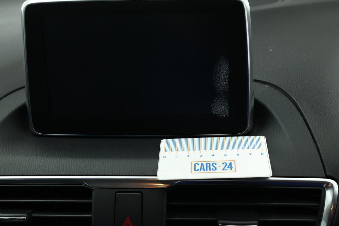 2015 Mazda Mazda3 Sp25 Gt, Automatic, 111696 km, Infotainment System Face Plate Not working