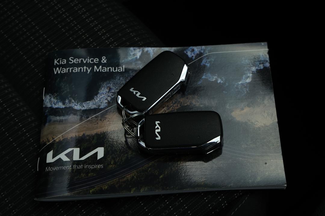 2023 Kia Stonic Sport, Automatic, 16826 km, Infotainment System