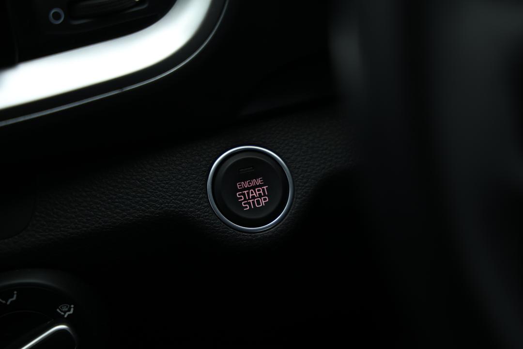2023 Kia Stonic Sport, Automatic, 16826 km, Utility Switches/Buttons